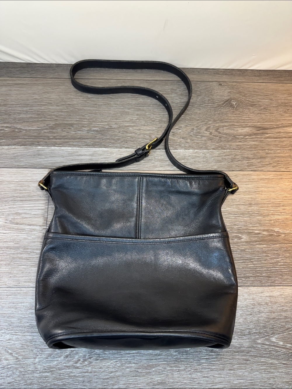 Vintage Coach Black Leather Bucket Shoulder Bag